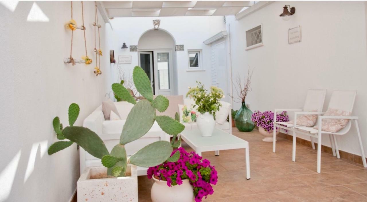 Apartamento Nonna Mina Felline Exterior foto